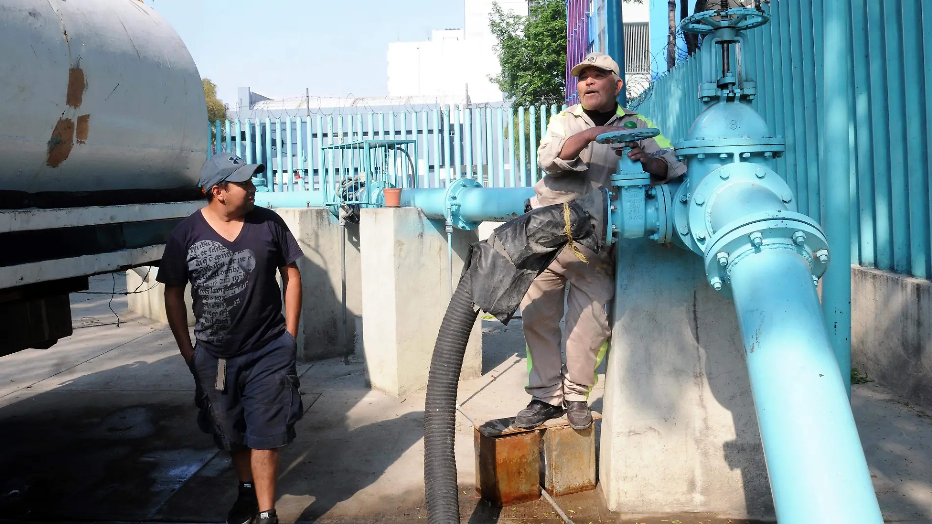 DESABASTO DE AGUA EN EL AREA METROPOLITANA FOTO.- ERNESTO MUÑOZ (4)